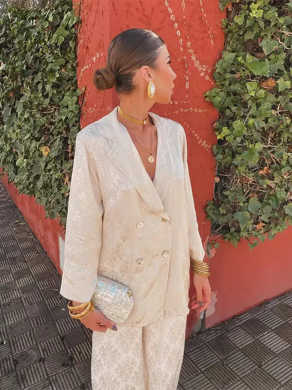 Romy™ | Luxe Jacquard Blazer met Gouden Accenten