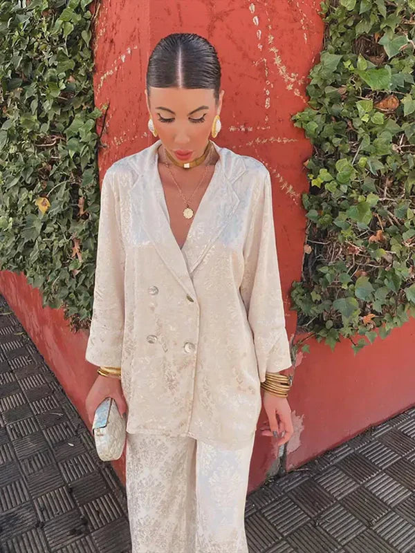 Romy™ | Luxe Jacquard Blazer met Gouden Accenten